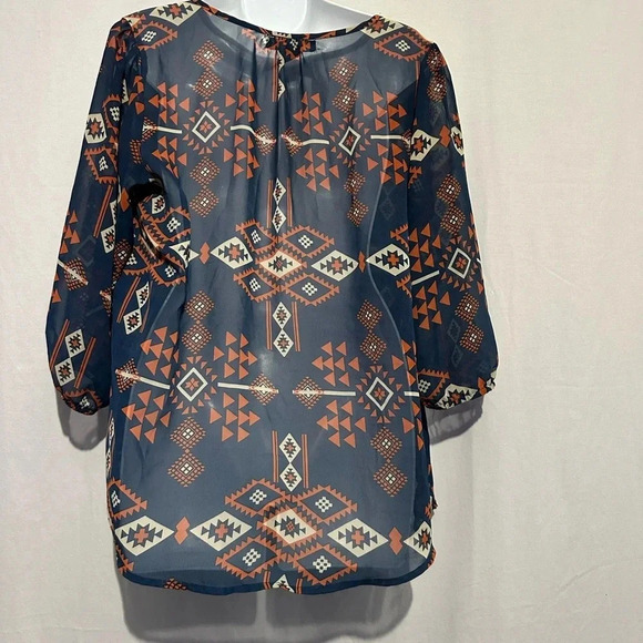 Living Doll Aztec V Neck Blouse XL - Picture 2 of 5
